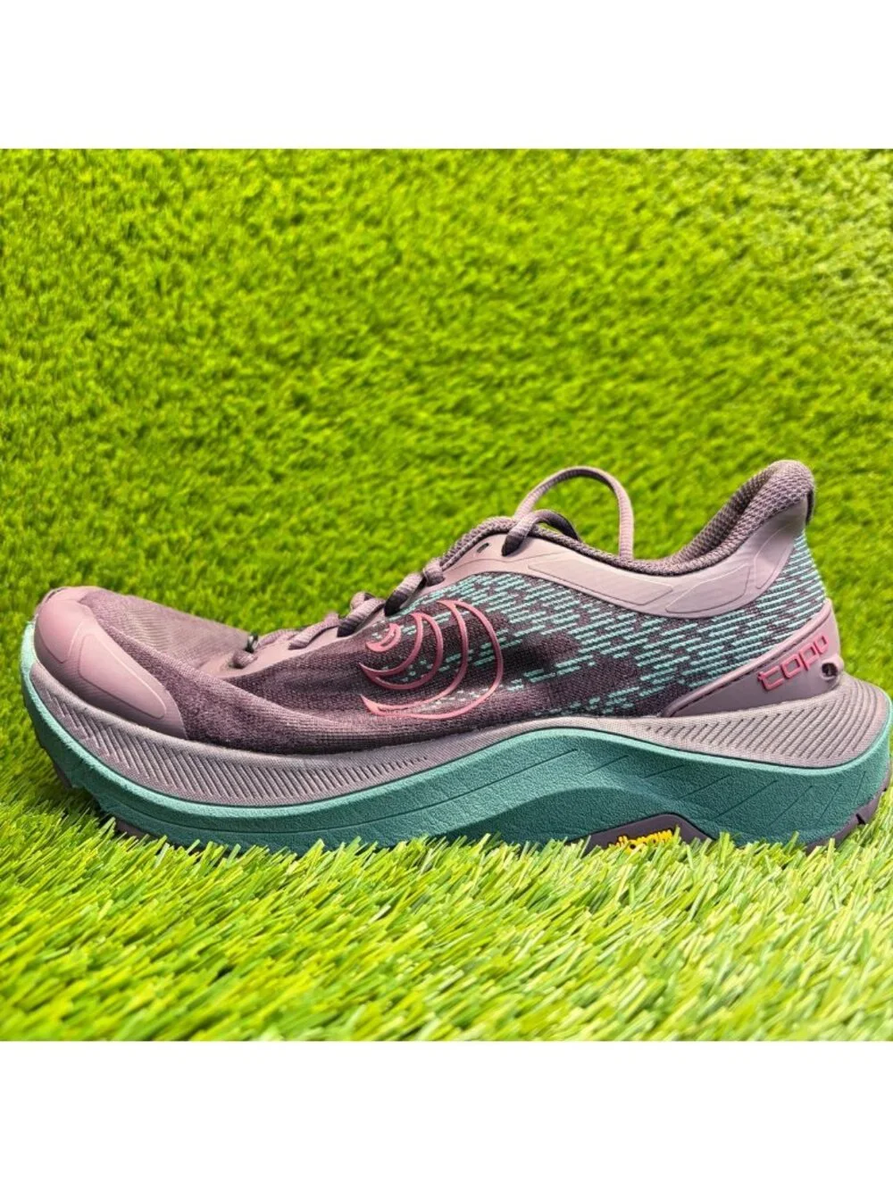 Topo Ultraventure 4 Womens Size 9 Purple Blue Athletic Running Shoes Sneakers